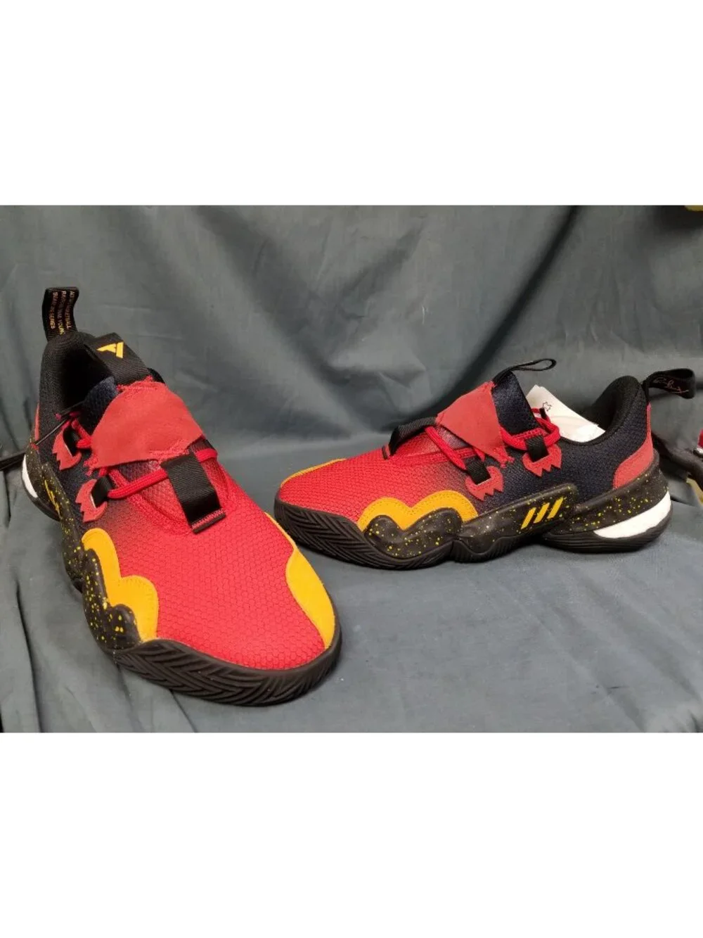 Adidas Trae Young 1 AtlantaHawks Black/Red/Yellow GY3772 Mens Size 8.5 NEW NoBOX